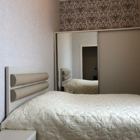 Guest House Romanadze Kobuleti Εξωτερικό φωτογραφία