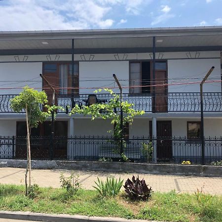 Guest House Romanadze Kobuleti Εξωτερικό φωτογραφία