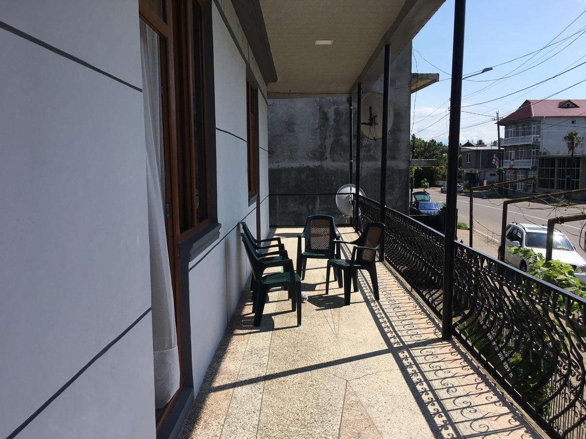 Guest House Romanadze Kobuleti Δωμάτιο φωτογραφία
