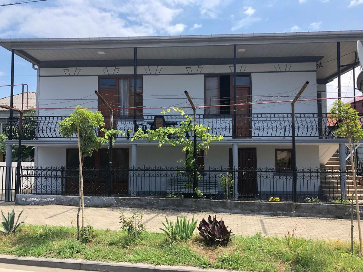 Guest House Romanadze Kobuleti Εξωτερικό φωτογραφία